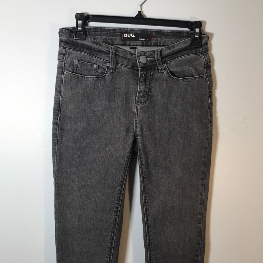 BDG Women's Size 26 Mis Rise  Cigarette Jeans